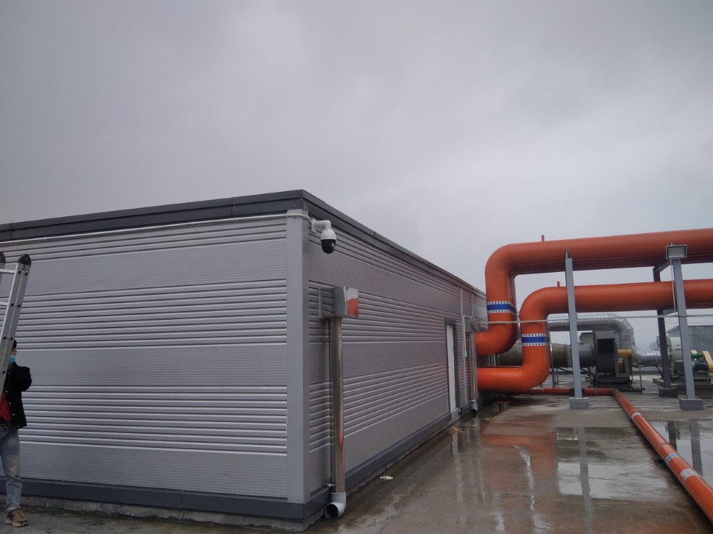 739f49ab3250f644f98a4105683b6d55